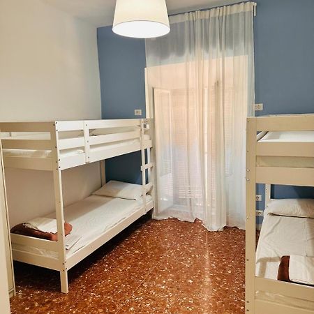 Baraka 24 Hostel Rome Bagian luar foto