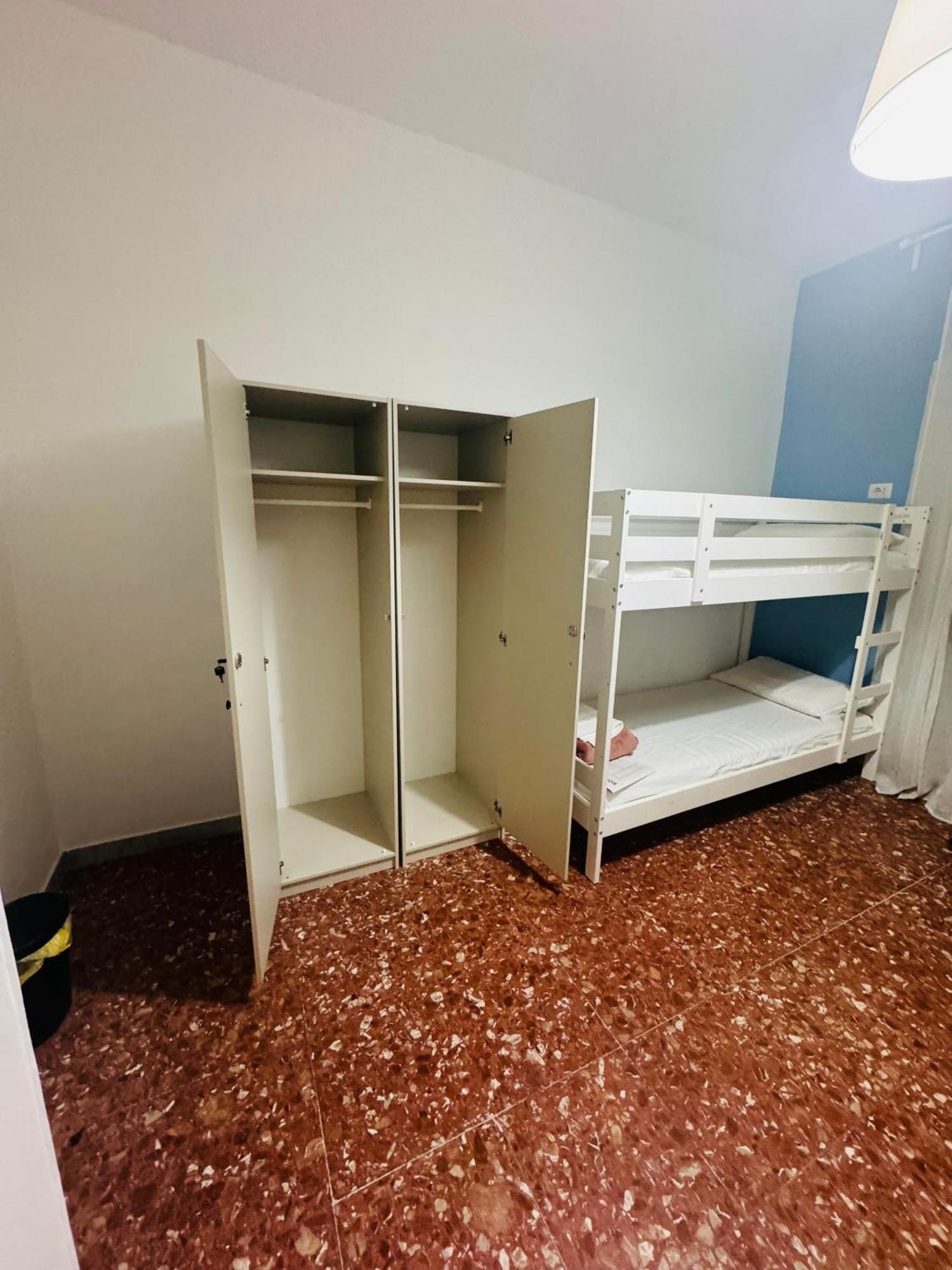 Baraka 24 Hostel Rome Bagian luar foto