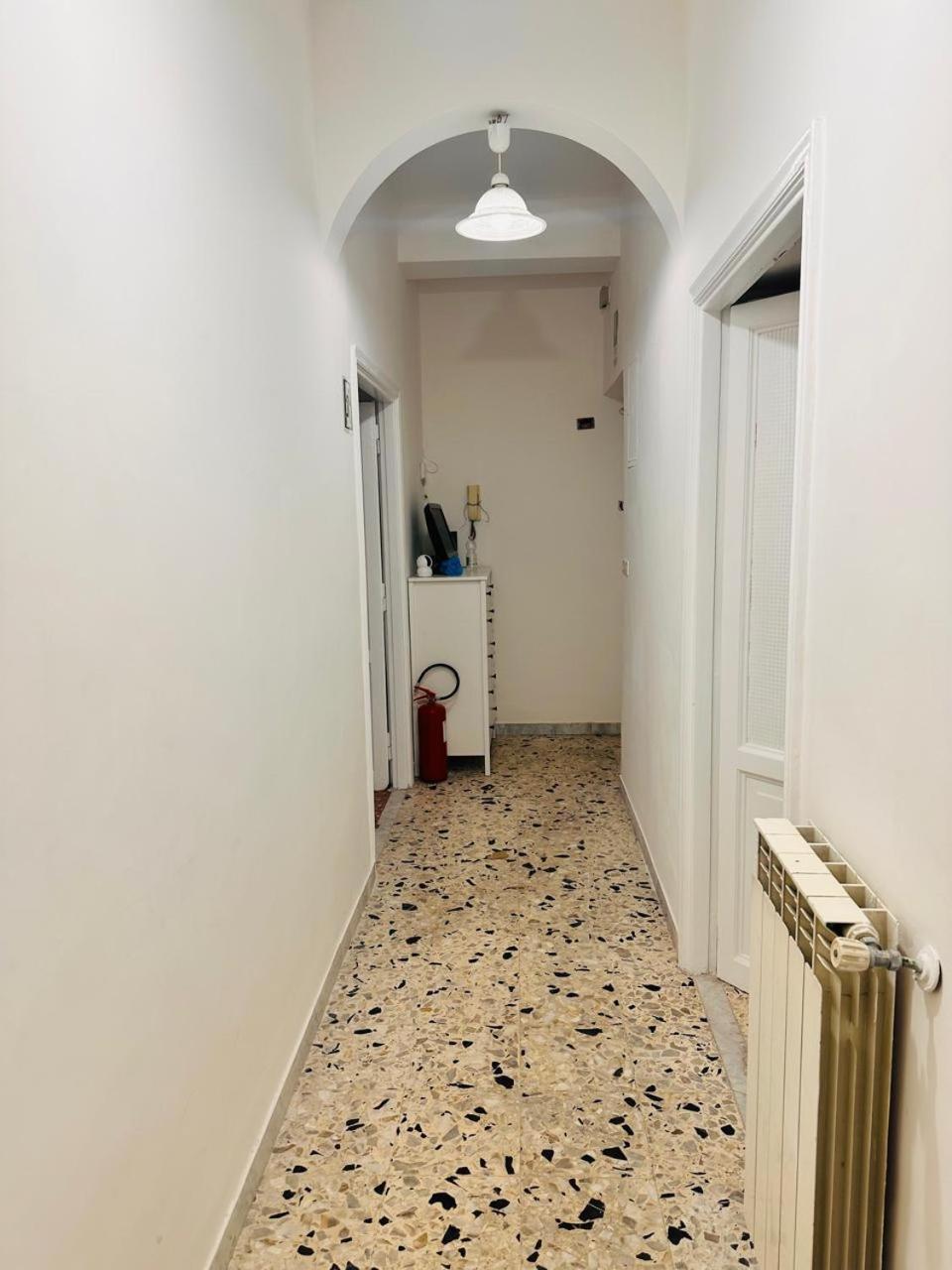 Baraka 24 Hostel Rome Bagian luar foto