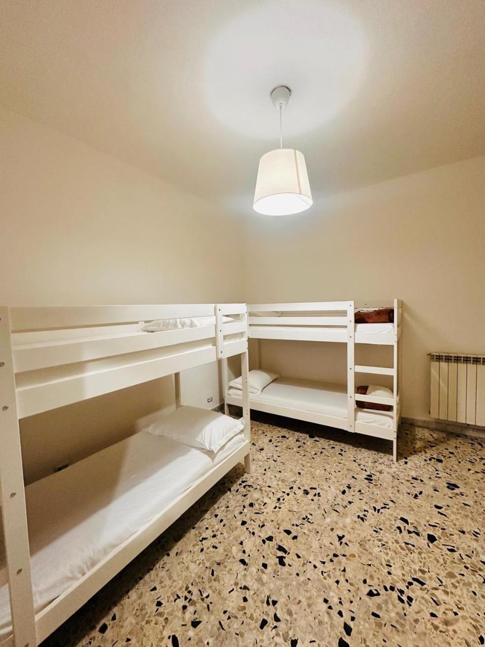 Baraka 24 Hostel Rome Bagian luar foto